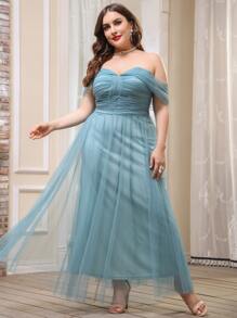 Plus Off The Shoulder Mesh Overlay Maxi Prom Dress