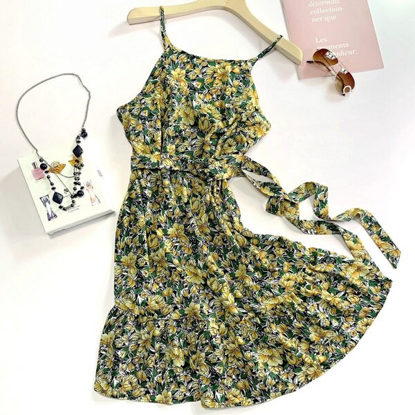 

Plus Allover Floral Belted Cami Dress, Multicolor