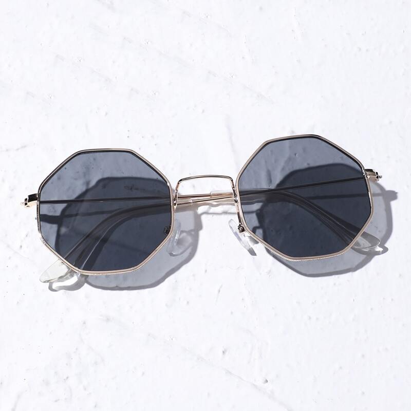 

Metal Frame Sunglasses
