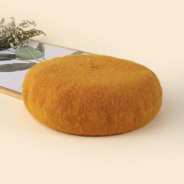 

Minimalist Solid Beret, Camel
