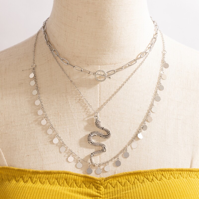 

2pcs Dragon Pendant Layered Necklace, Silver