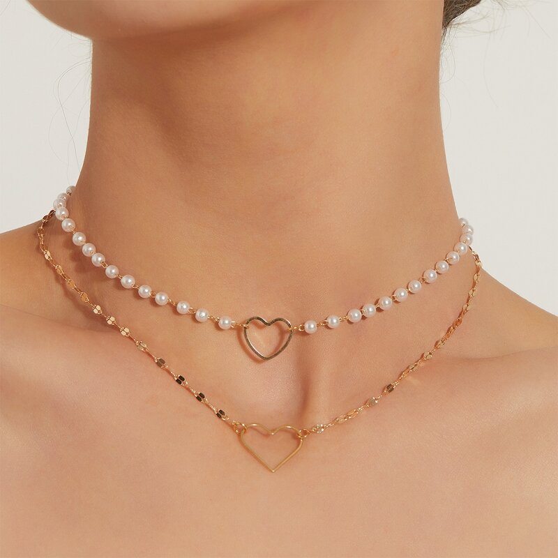 

1pc Heart Charm Faux Pearl Layered Necklace, Gold