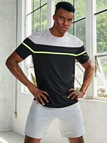 Manfinity Men Cut And Sew Tee