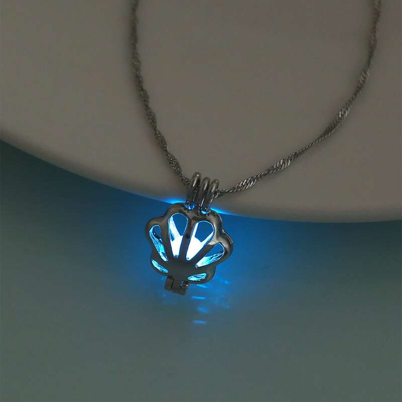 

Glow In The Dark Necklace, Silver