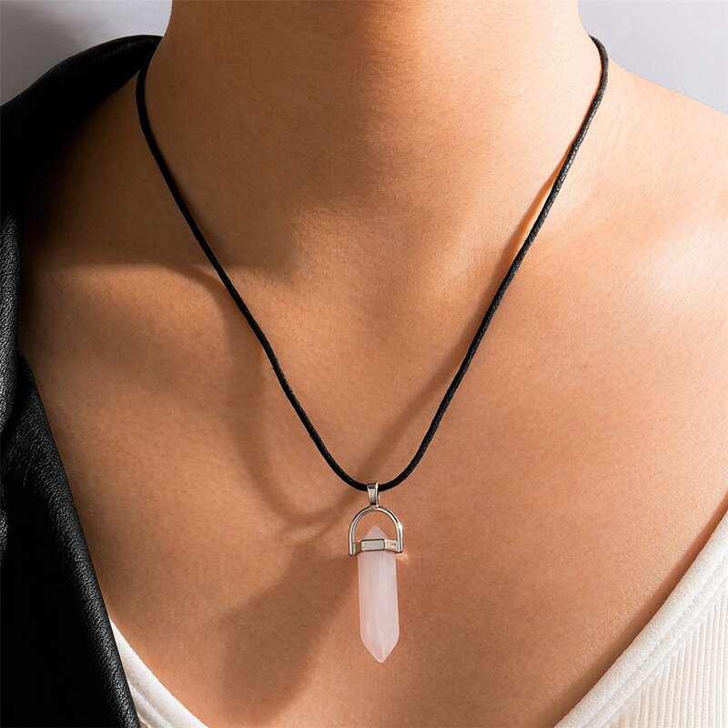 

1pc Quartz Pendant Necklace, Pink