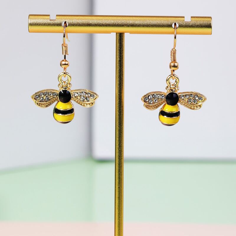 

1pair Bee Design Drop Earrings, Multicolor