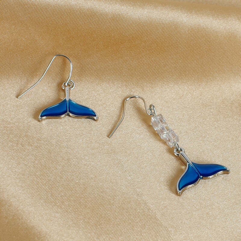 

1pair Fish Tail Design Drop Earrings, Multicolor