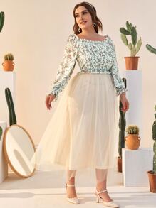 SHEIN 大碼打褶小碎花上衣和提花網紗半身裙套裝 - 彩色 - 查看 3