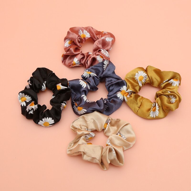 

5pcs Daisy Satin Scrunchie, Multicolor
