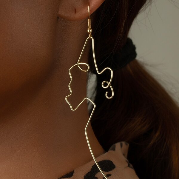 

Human Face Design Drop Earrings, Gold