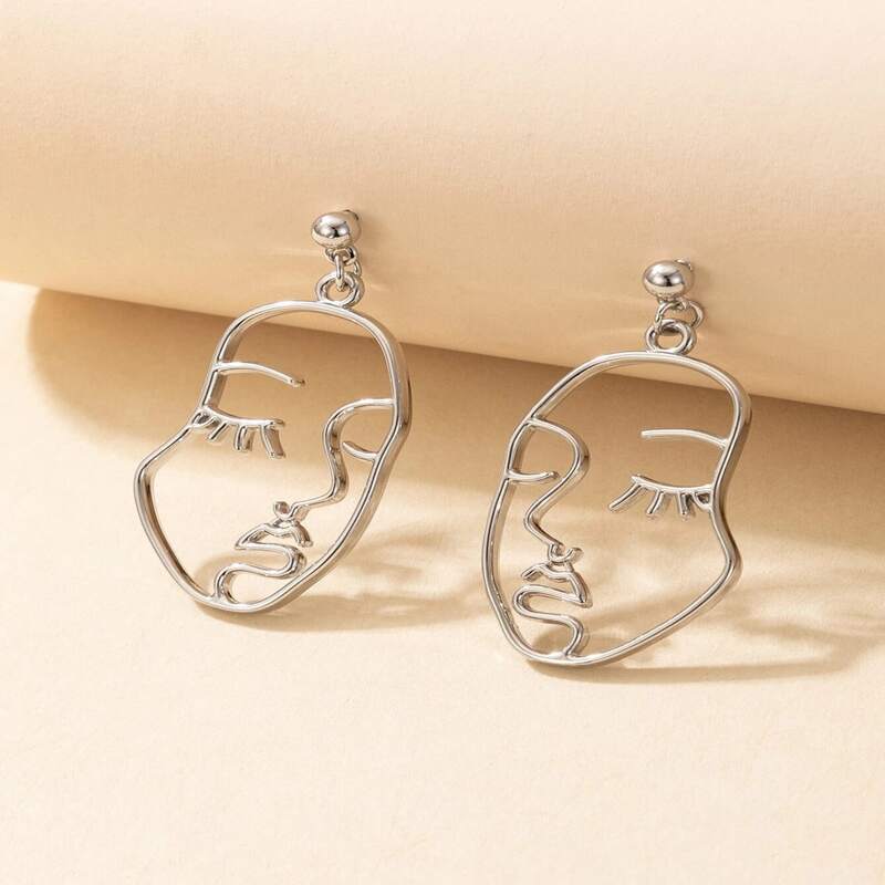

1pair Figure Design Drop Earrings, Silver
