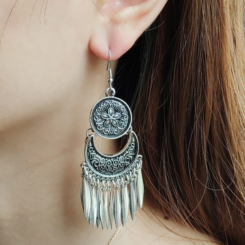

1pair Tassel Design Drop Earrings, Antique silver