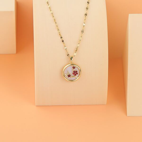 

Round Pendant Necklace, Gold