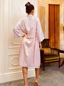 Conjunto de pijama con vestido de satén con abertura y escote en la espalda y bata con cinturón - Rosa Pálido - Ver 2