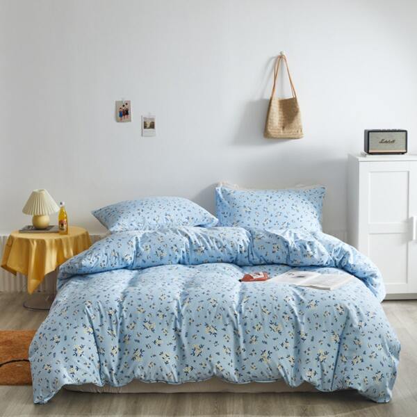 

Flower Print Duvet Cover Set Without Filler, Baby blue