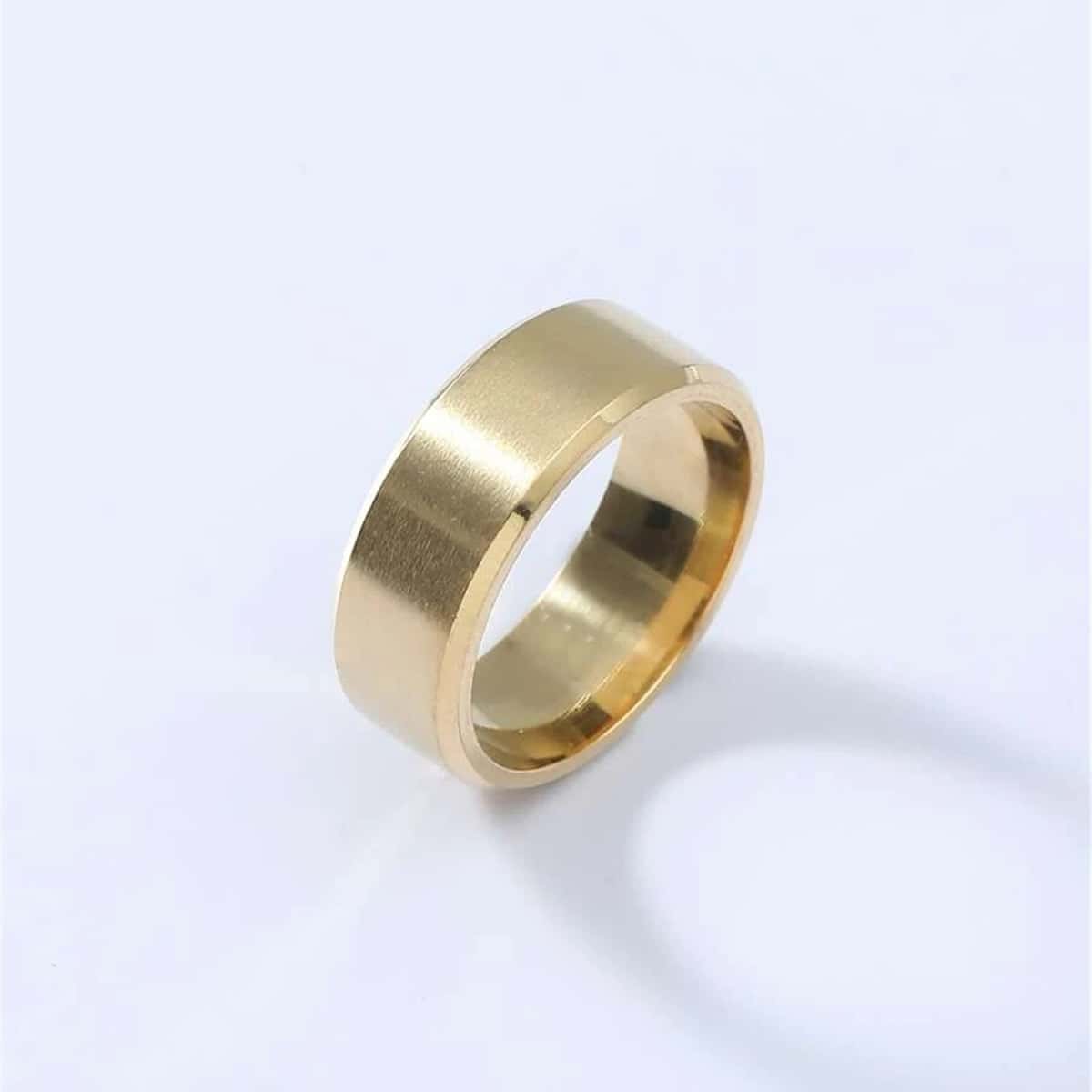 

Minimalist Wide Ring, Gold