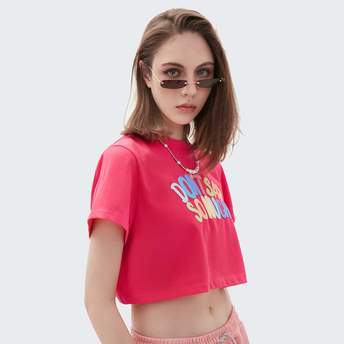 

Slogan Graphic Crop Tee, Hot pink