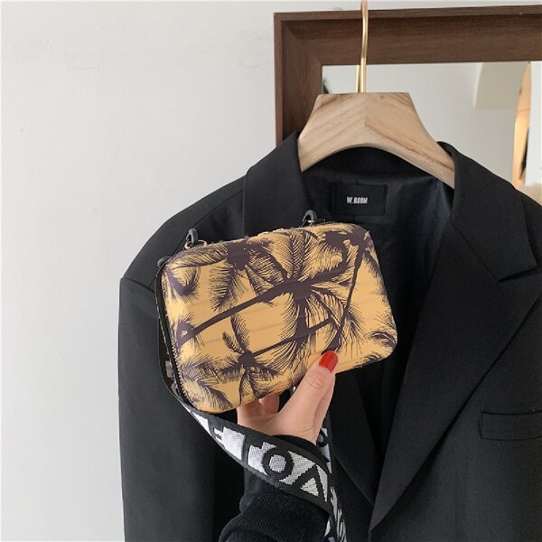 

Palm Tree Pattern Box Bag, Khaki