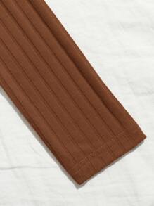 SHEIN EZwear Top corto de canalé con un hombro