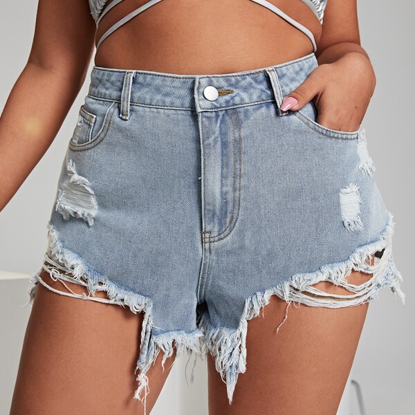 

Plus Ripped Detail Raw Hem Denim Shorts, Light wash
