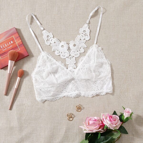 

Plus Floral Lace Bralette, White