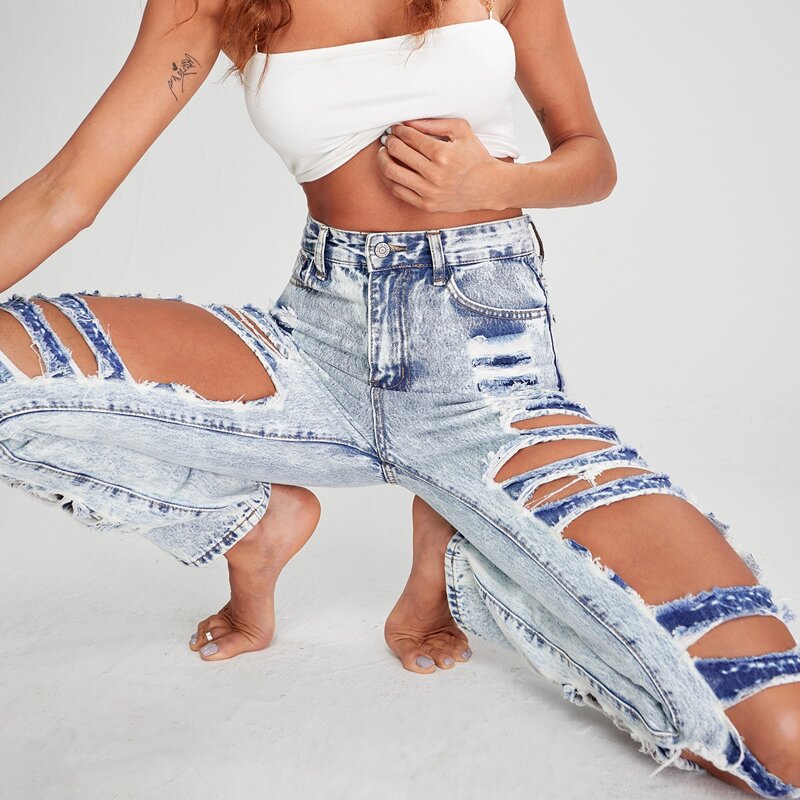 

High Waist Ripped Mom Jeans, Light wash