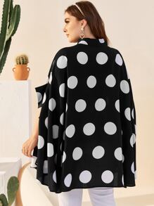 EMERY ROSE قميص بنقاط بولكا وباكمام جناح خفاش بأزرار امامي مقاس كبير