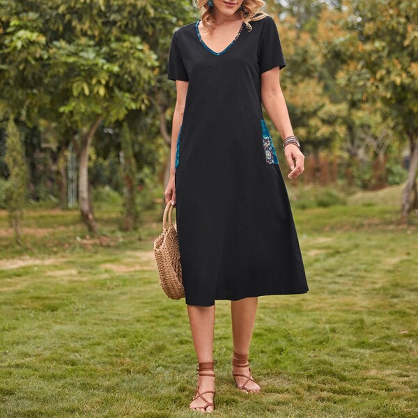 

Contrast Graphic Print Pocket Tunic Dress, Black