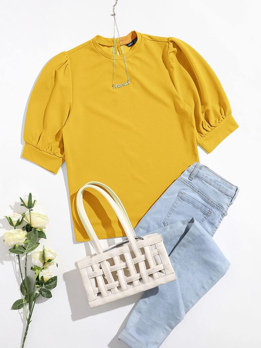 Mulvari 泡泡袖後鎖孔上衣 - 芥末黃 - 查看 1