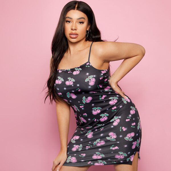 

Plus Slit Hem Cherry Print Bodycon Dress, Multicolor