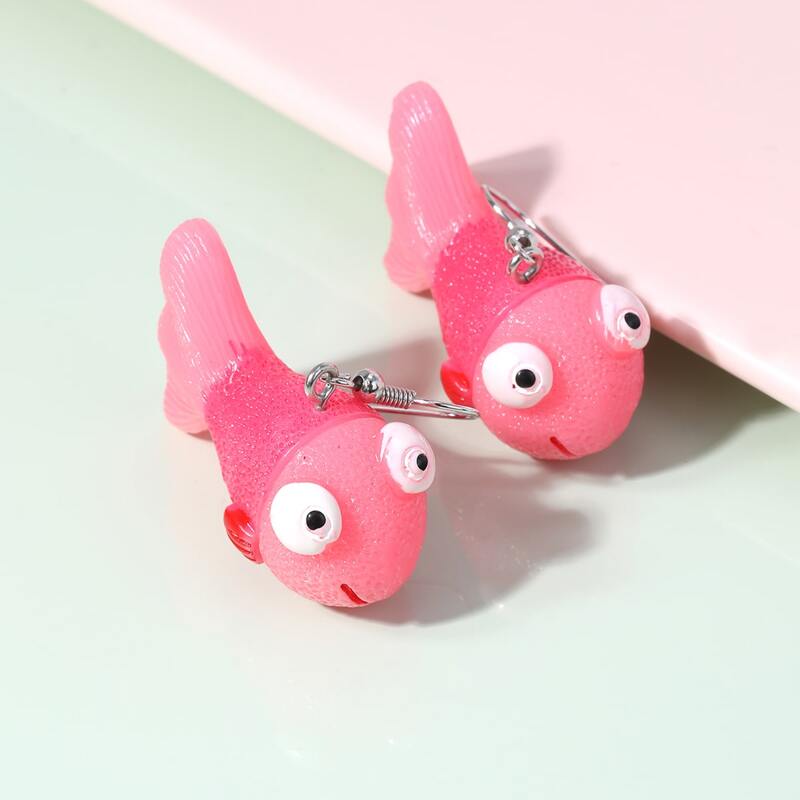 

Fish Design Drop Earrings, Pink