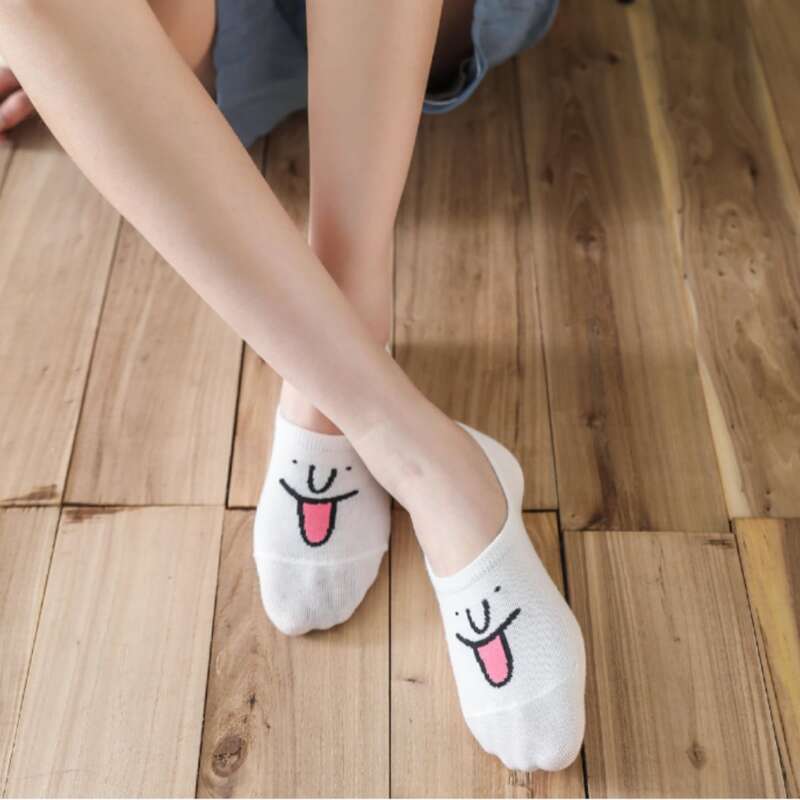 

1pair Random Cartoon Invisible Socks, Multicolor