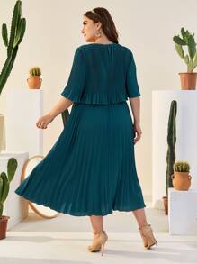 Modelyn 大碼荷葉邊袖百褶素色連衣裙