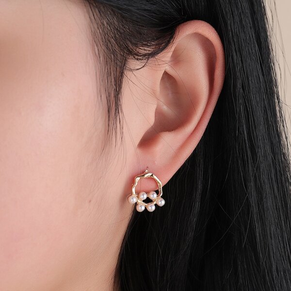 

Faux Pearl Decor Stud Earrings, Gold