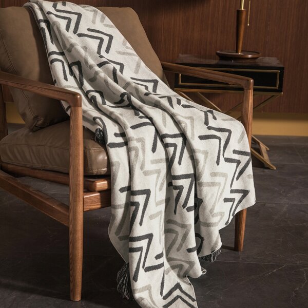 

Chevron Pattern Flannel Blanket, Grey