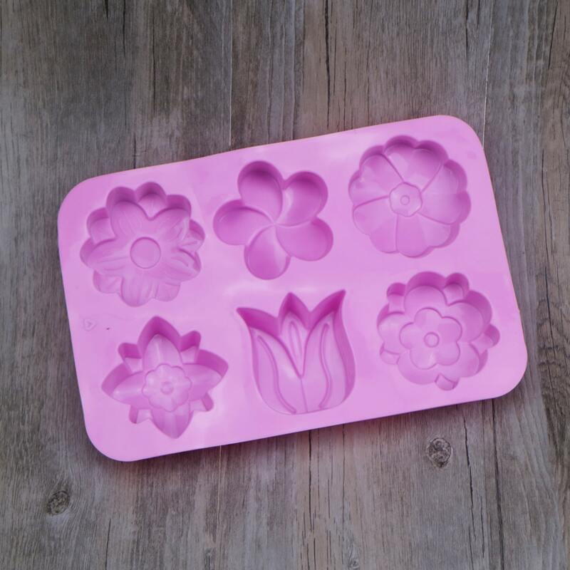 

1pc Random Flower Shaped Cake Mold, Multicolor