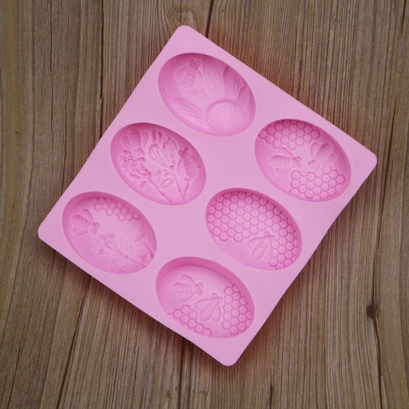

1pc Bee Design Baking Mold, Pink