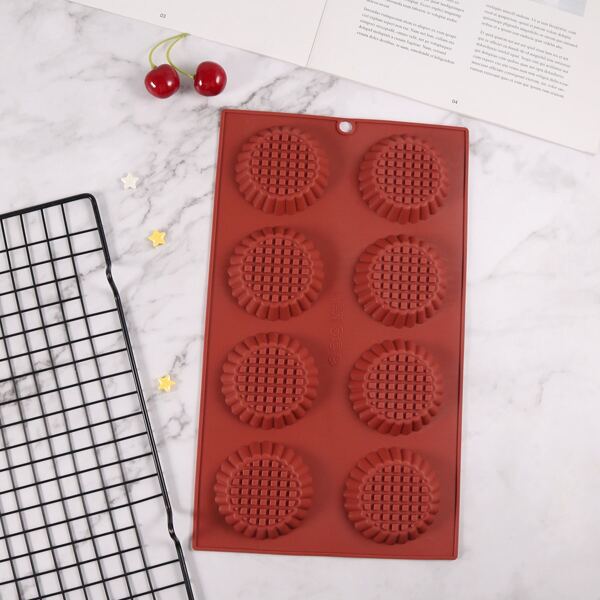 

1pc Flower Design Silicone Mold, Brown