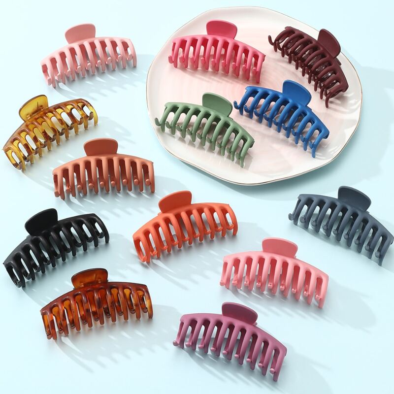 

3pcs Random Matte Hair Claw, Multicolor