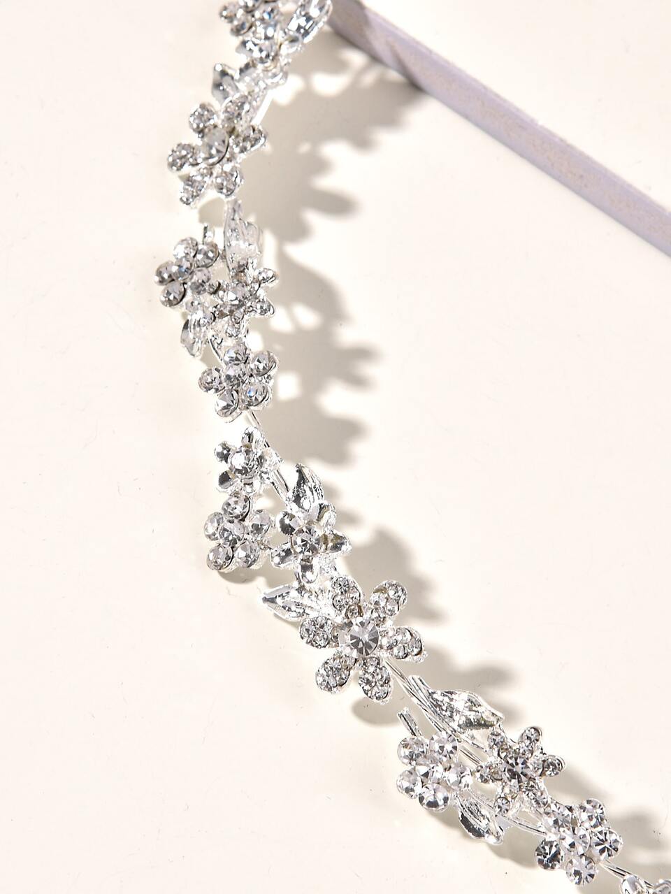 1pc Bride's Alloy Electroplated Shiny Golden Rhinestone Flower Headband Hair Accessory Valentine's Day Accessories,Wedding Hair Accessories
