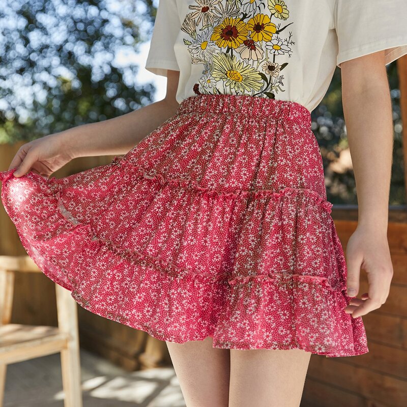 

Daisy Floral Tiered Skirt, Red