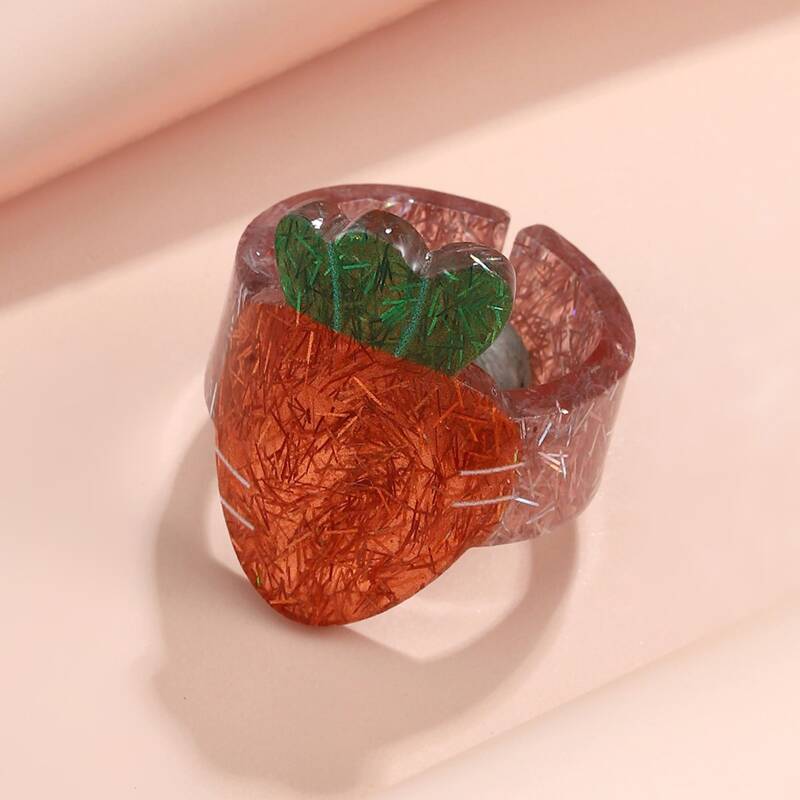 

Carrot Acrylic Ring, Multicolor