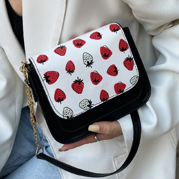 

Strawberry Graphic Flap Chain Bag, Black and white