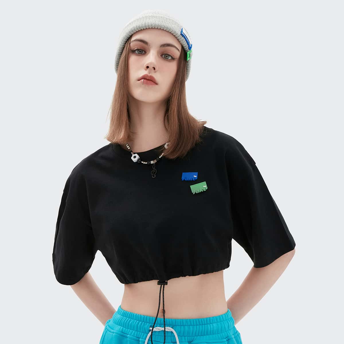 

Patched Detail Drawstring Hem Crop Tee, Black