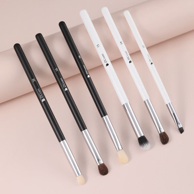 

8pcs Eye Makeup Brush, Black and white