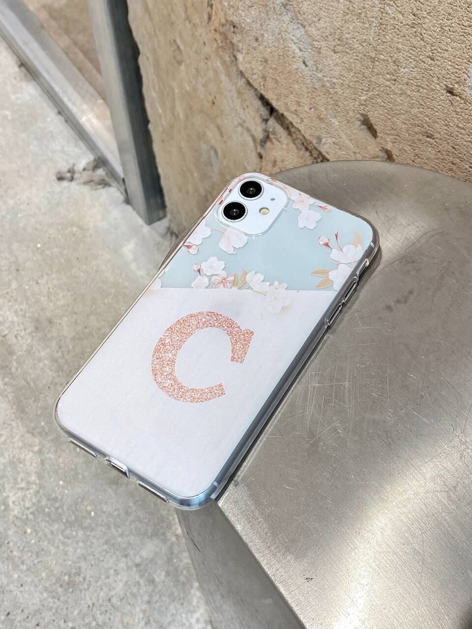 Letter Graphic Phone Case