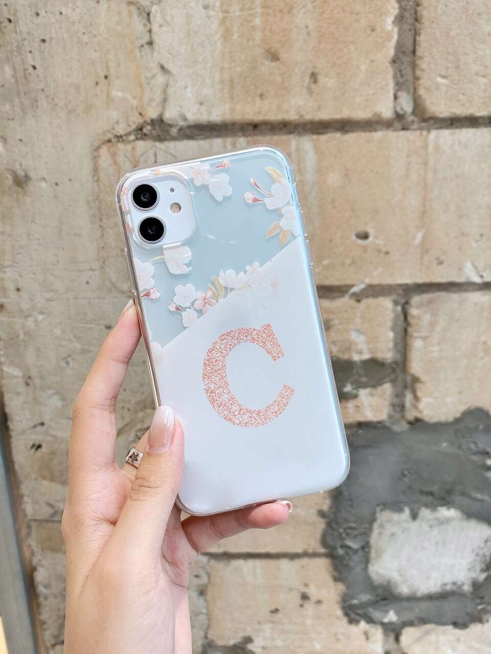 Letter Graphic Phone Case