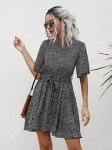 Breezaya 滿版圖案腰帶A字型洋裝 - 黑色 - 查看 4