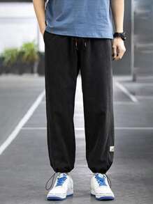 Manfinity Men Letter Patched Drawstring Cuff Pants