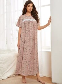 SHEIN Unity 蕾丝边碎花睡裙，睡袍，Moo Moo